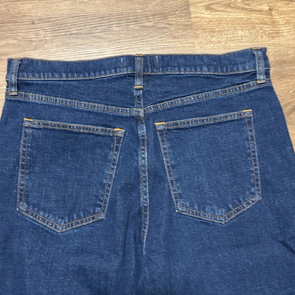 Abercrombie Ultra High Rise The Slim Straight Jean Dark Blue Wash Size 14/32 - Picture 7 of 8